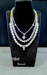 
ထသွားထလာပဲဝတ်ဝတ်၊ပွဲတက်တဲ့အခါမှာပဲဝတ်ဝတ် ပေါ့ပေါ့ပါးပါးလေးနဲ့ ပျိုမေတို့ရဲ့ ကျော့ရှင်းသော လည်တိုင်လေးကို သူတကုံးတည်းနဲ့တင် လှပပြည့်စုံစေမှာပါရှင်💎💙